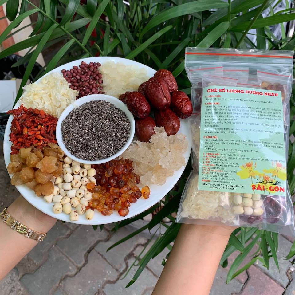 Chè dưỡng nhan - Công dụng và cách chế biến từ nguyên liệu tại taphoa7ty.com Chè dưỡng nhan - Công dụng và cách chế biến từ nguyên liệu tại taphoa7ty.com