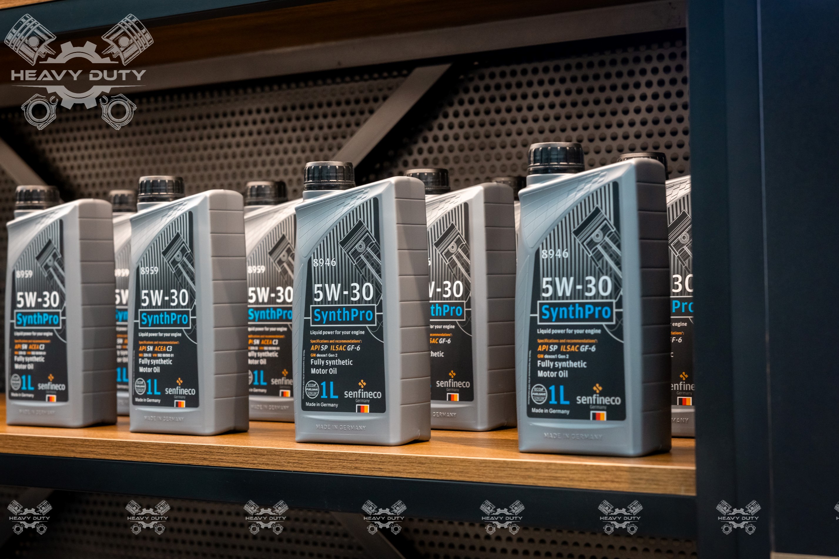 Dầu Động Cơ Là Gì? Giải Thích Chi Tiết Về Tầm Quan Trọng Của Dầu Động Cơ Trong Động Cơ Đốt Trong