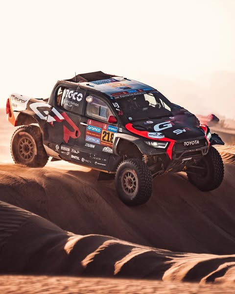 Thay Nhớt Toyota Hilux Bao Nhiêu Lít? Chọn Dầu Nhớt Phù Hợp – Mannol & Eurol