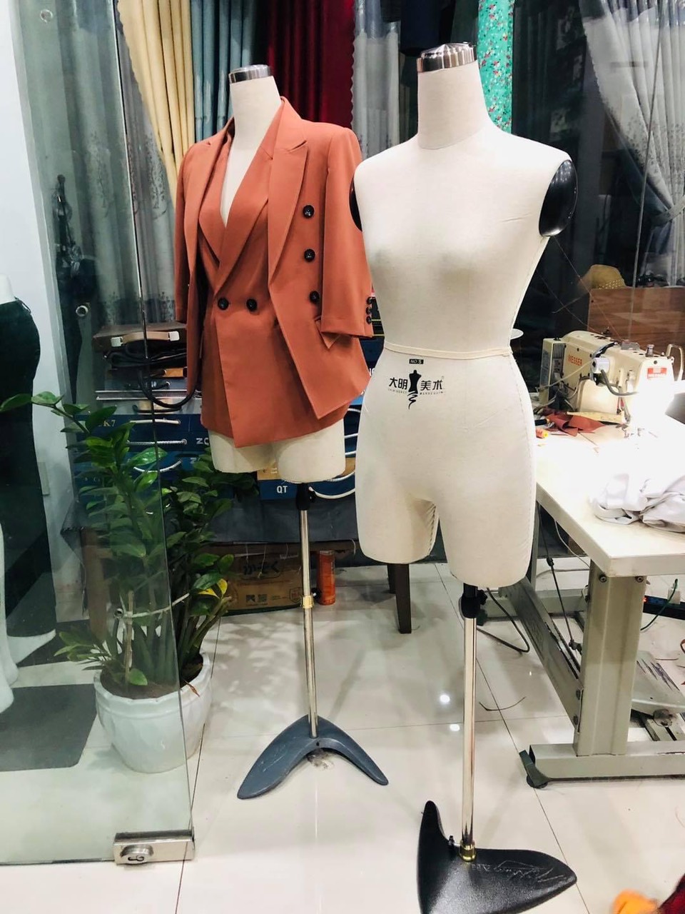 Manocanh Thiết Kế Nữ Và Tầm Quan Trọng Manocanh Ghim Kim. Manocanh Thiết Kế Nữ Và Tầm Quan Trọng Manocanh Ghim Kim.