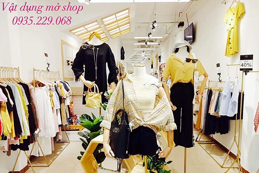 MANOCANH TAY GỖ, PHÙ THỦY CỦA SHOP THỜI TRANG