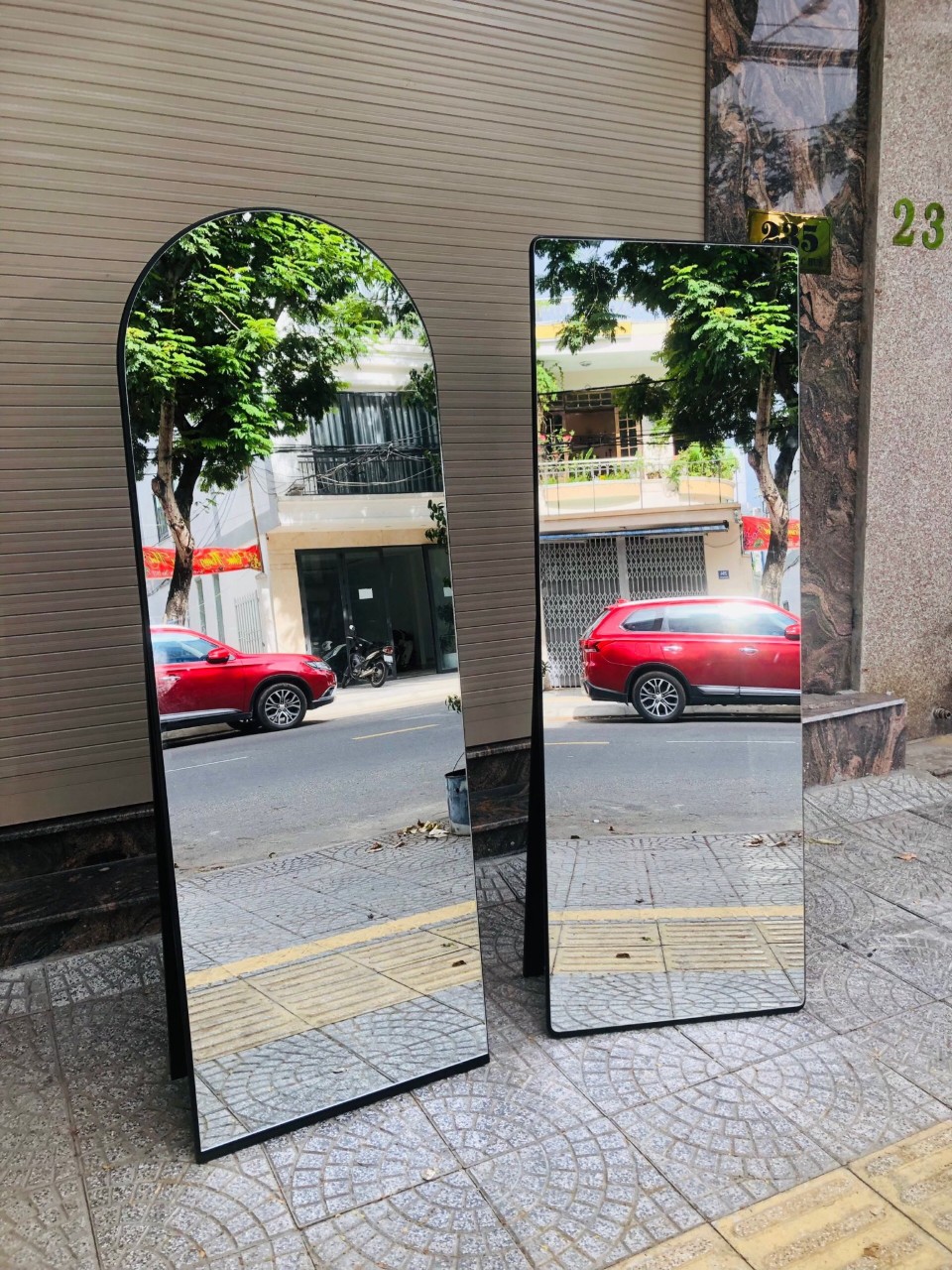 GƯƠNG SOI CHO SHOP THỜI TRANG