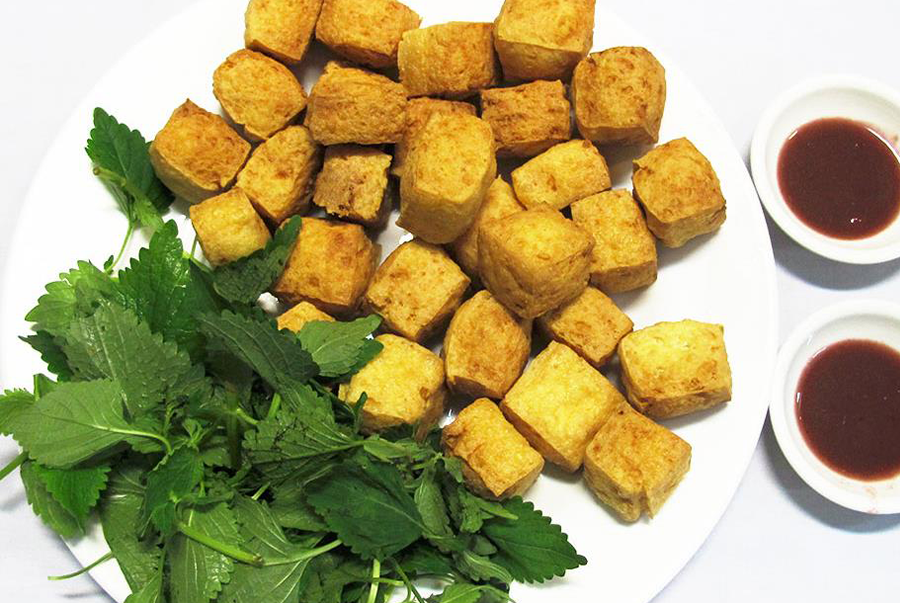 Bật mí bí quyết rán đậu phụ ngon mà không bị dính chảo