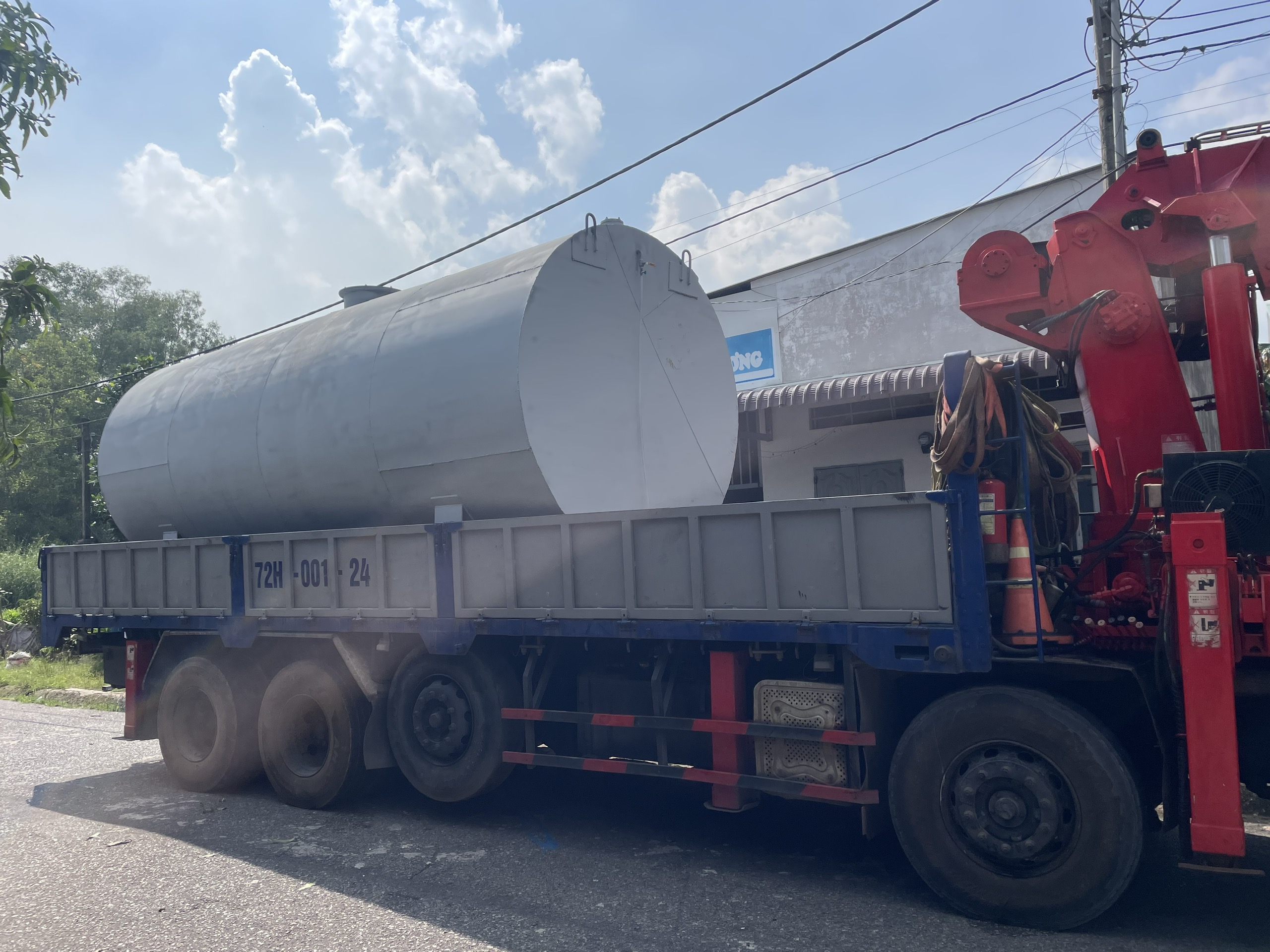 Bồn chứa dầu bằng thép SS400