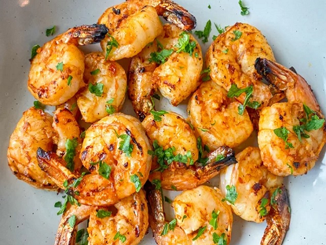 Trổ tài làm tôm nướng cay, ai ăn cũng phải khen ngon tấm tắc