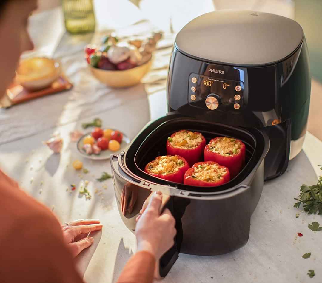 Dùng nồi chiên không dầu đã lâu nhưng cá là nhiều chị em chưa biết mẹo này với giấy nến: Mất thêm 3 giây nhưng hiệu quả bất ngờ