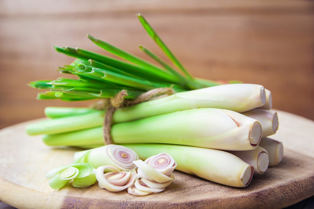 7 tác dụng của cây sả đối với làn da, mái tóc