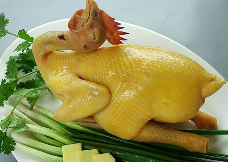 Cách luộc gà ngon, vàng ruộm và không bị nứt da