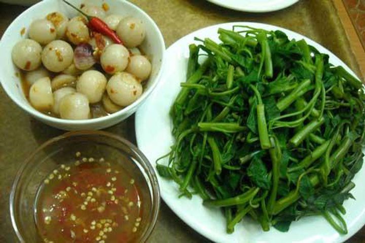 Công thức pha nước chấm rau muống luộc tuyệt đỉnh