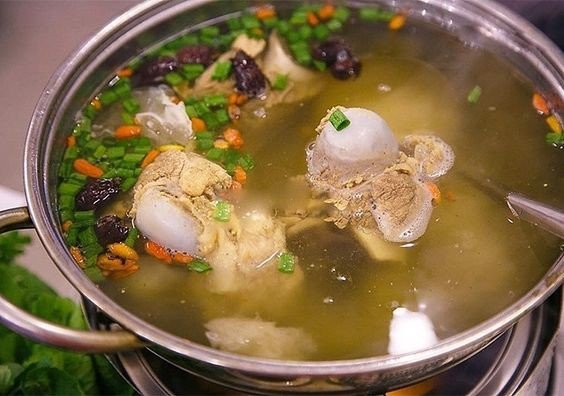3 cách hầm xương nhanh nhừ đơn giản cho những bà nội trợ bận rộn