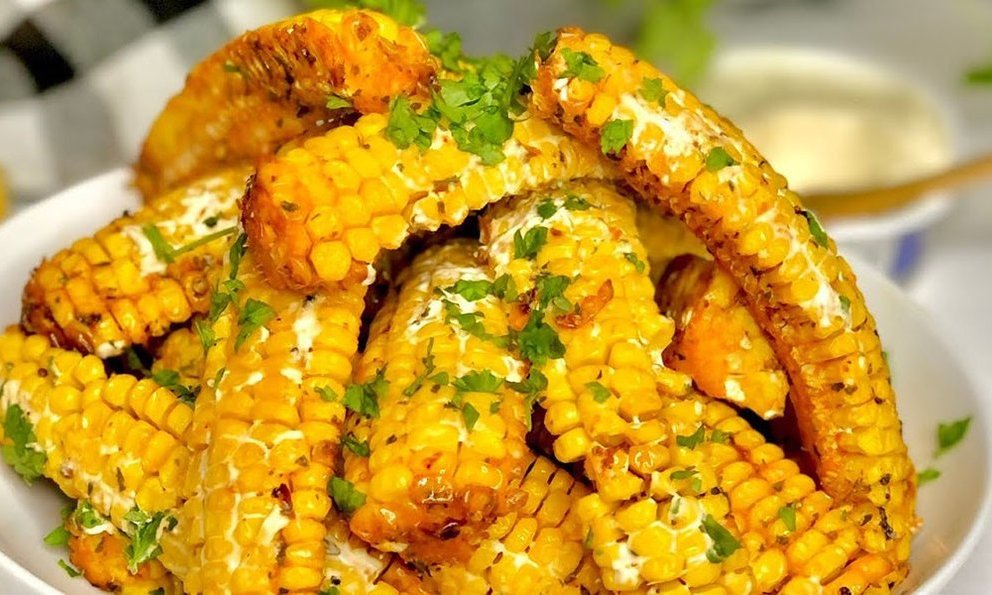 Ngô nướng mỡ hành tẩm vị thơm phức, béo ngậy