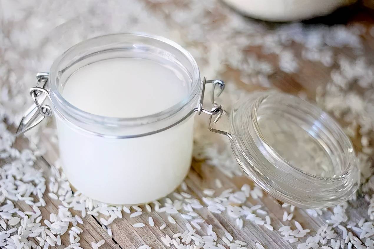 Những công dụng tuyệt vời của nước vo gạo không phải ai cũng biết