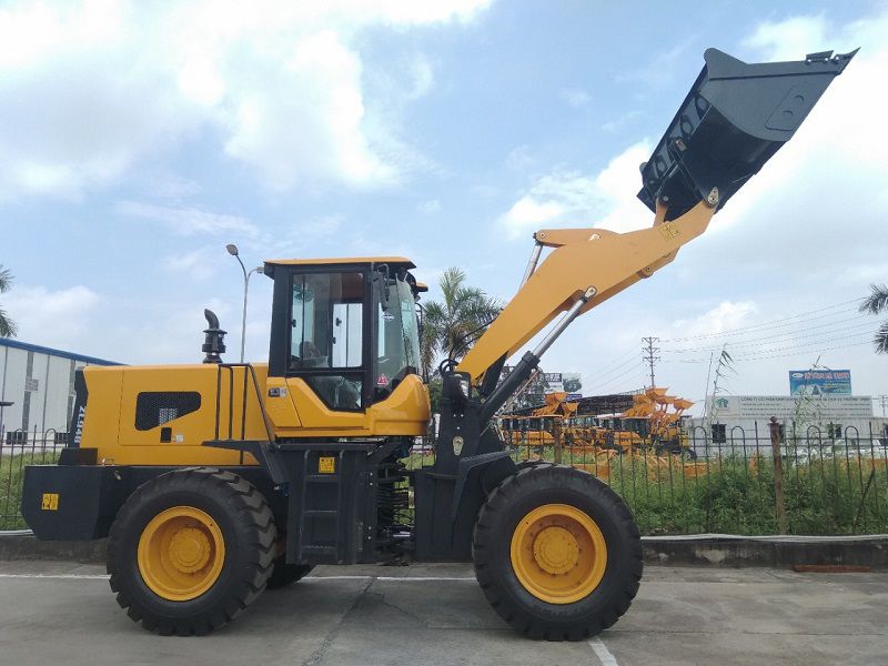 xuc-lat-jingyu-zl948-gau-1-5-2m3-dong-co-6-may-gia-re