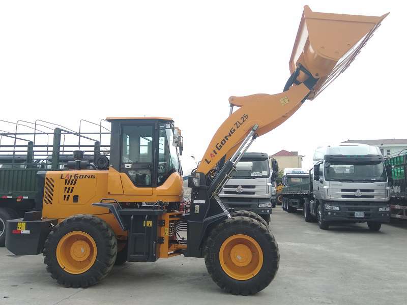 may-xuc-lat-laigong-zl25-gau-1-5m3-xuc-lat-hai-au