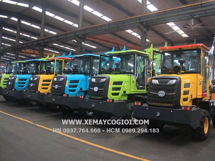uu-nhuoc-diem-cua-may-xuc-lat-mini-xuat-xu-trung-quoc