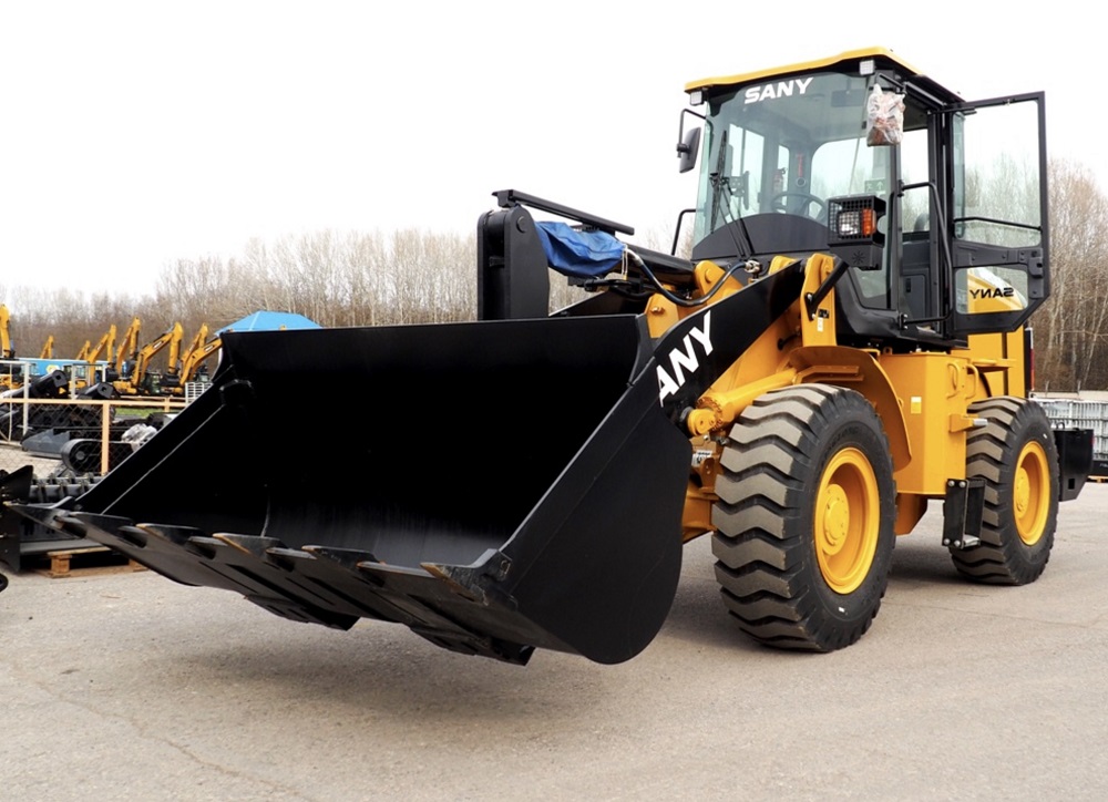 thuong-hieu-may-xuc-lat-gau-3-5-m3-tren-thi-truong-hien-nay