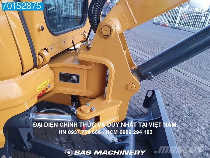 may-xuc-dao-banh-xich-xcmg-xe35u