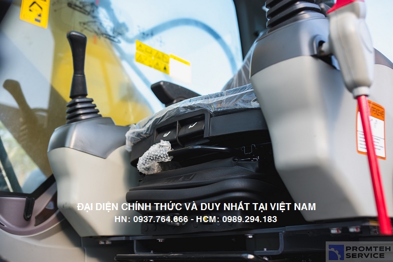 xe-xuc-dao-xcmg-xe215-gau-1-2-m3