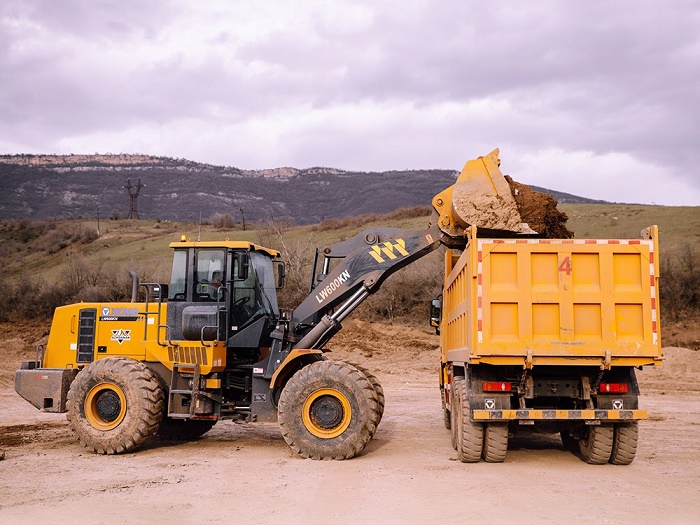 may-xuc-lat-xcmg-gau-4-5m3-lw600kn