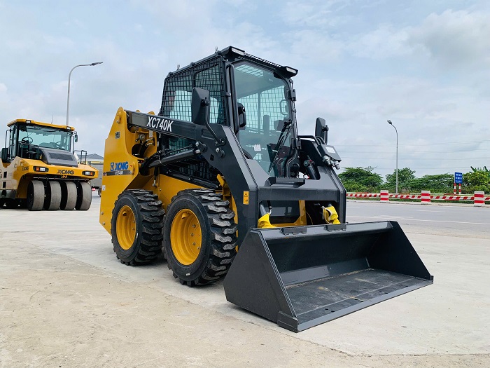 may-xuc-lat-xcmg-xc740k-gau-0-4-m3