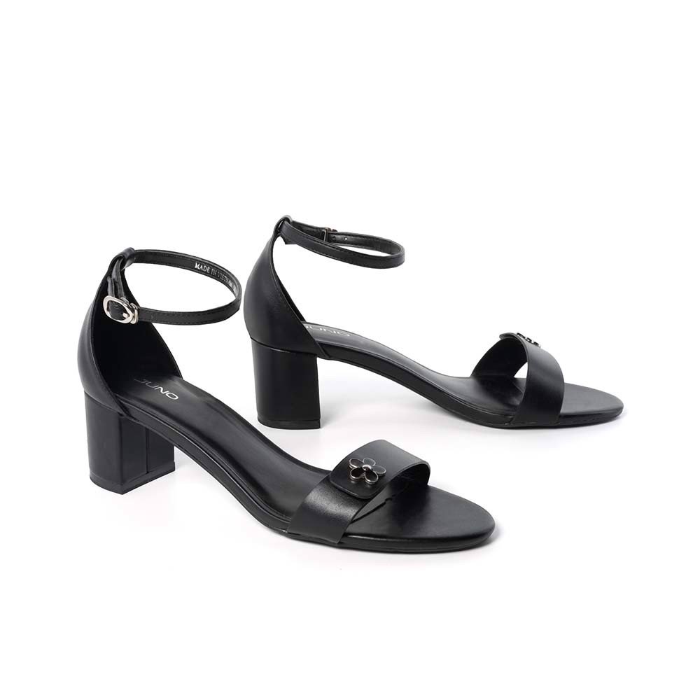 Giày sandal gót vuông đính hoa trang trí