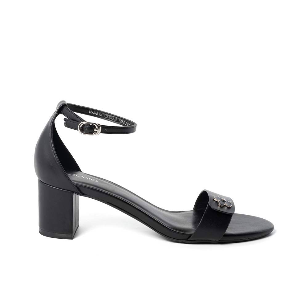 Giày sandal gót vuông đính hoa trang trí
