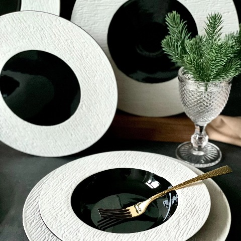 Bộ đĩa cao cấp màu đen họa tiết viền nhám trắng