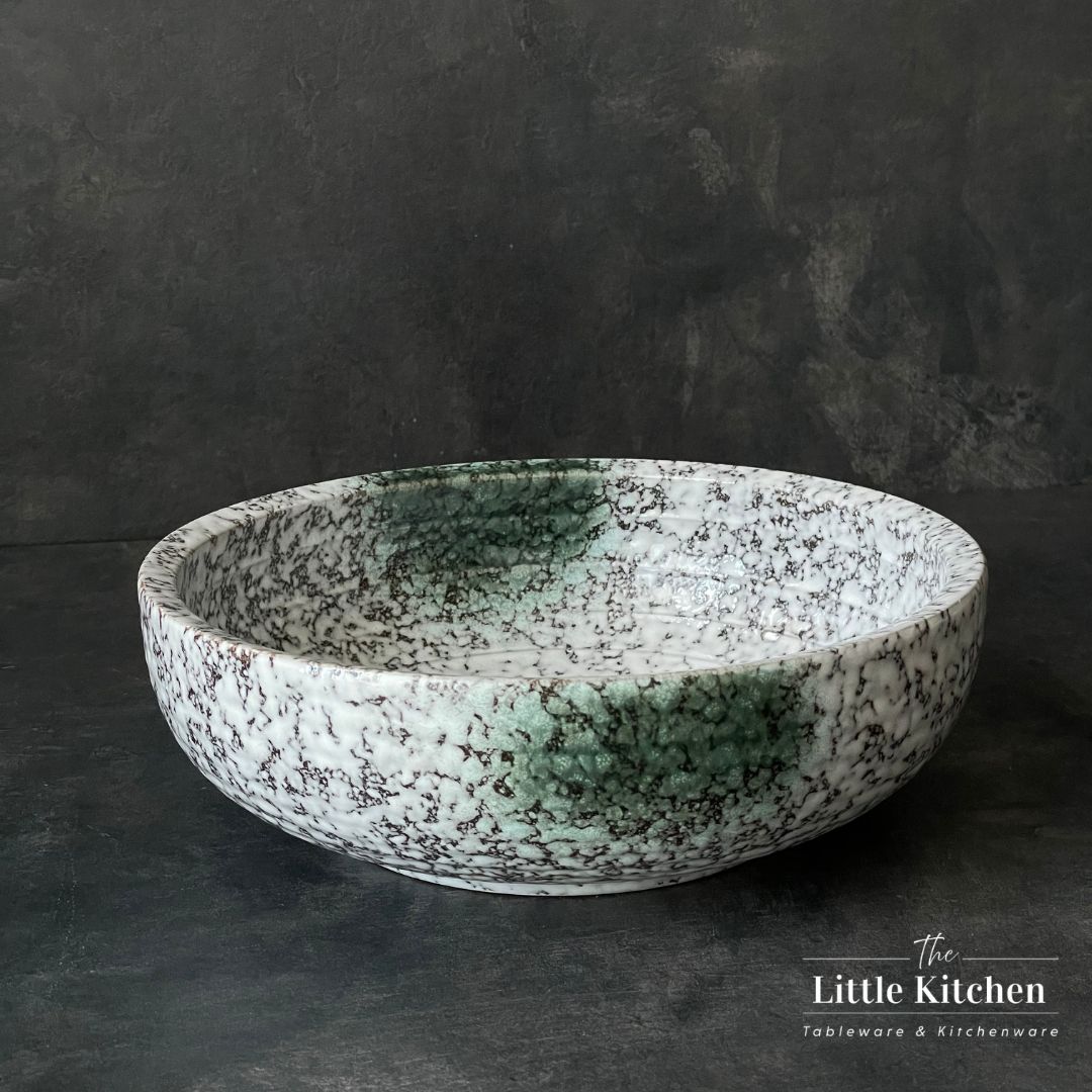 Bộ âu shashimi màu trắng họa tiết vệt lục