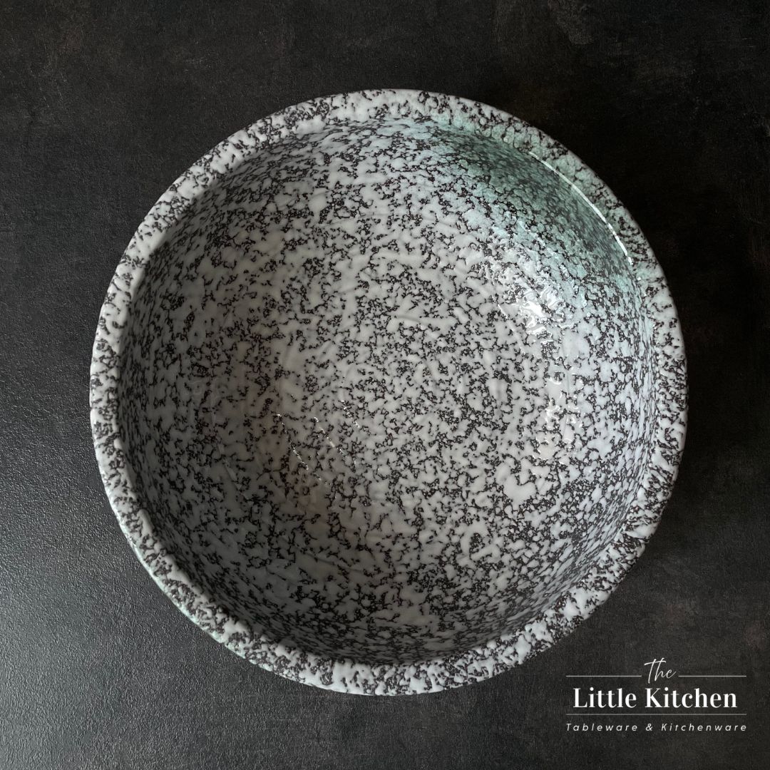 Bộ âu shashimi màu trắng họa tiết vệt lục