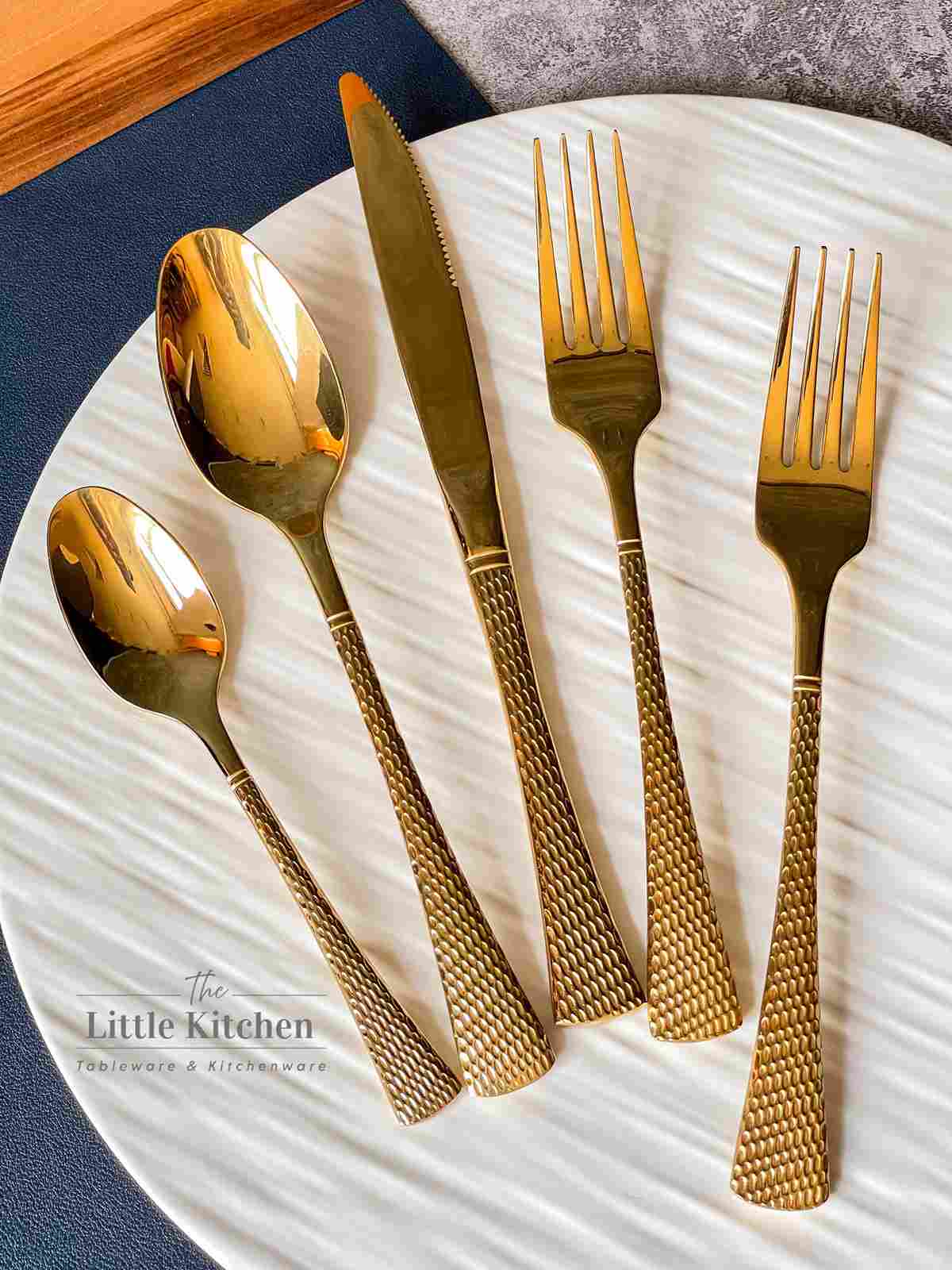 Set tiệc giáng sinh đĩa dây thông