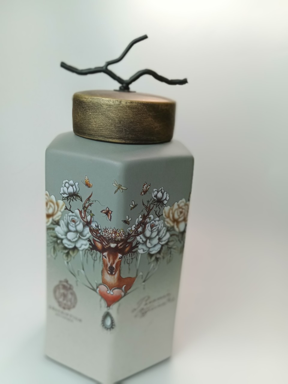 Bình hươu lục thấp