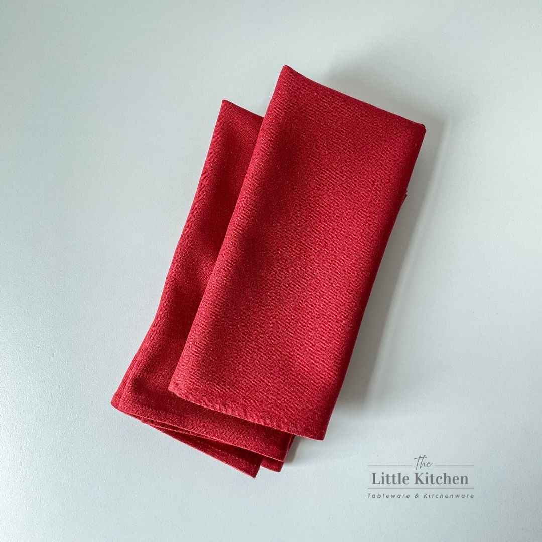 Khăn vuông đỏ xước