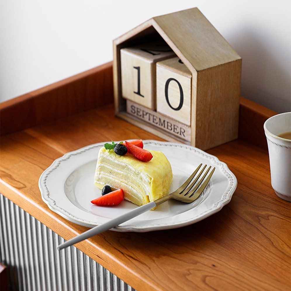 Bộ bát đĩa cao cấp phong cách vintage màu trắng hoa tiết gờ nổi