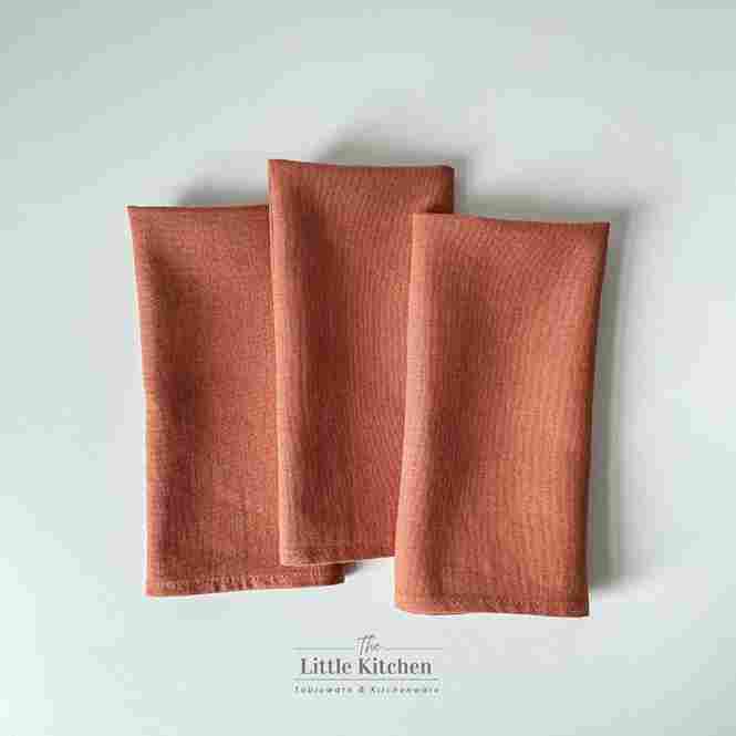 Set tiệc sang trọng mùa xuân