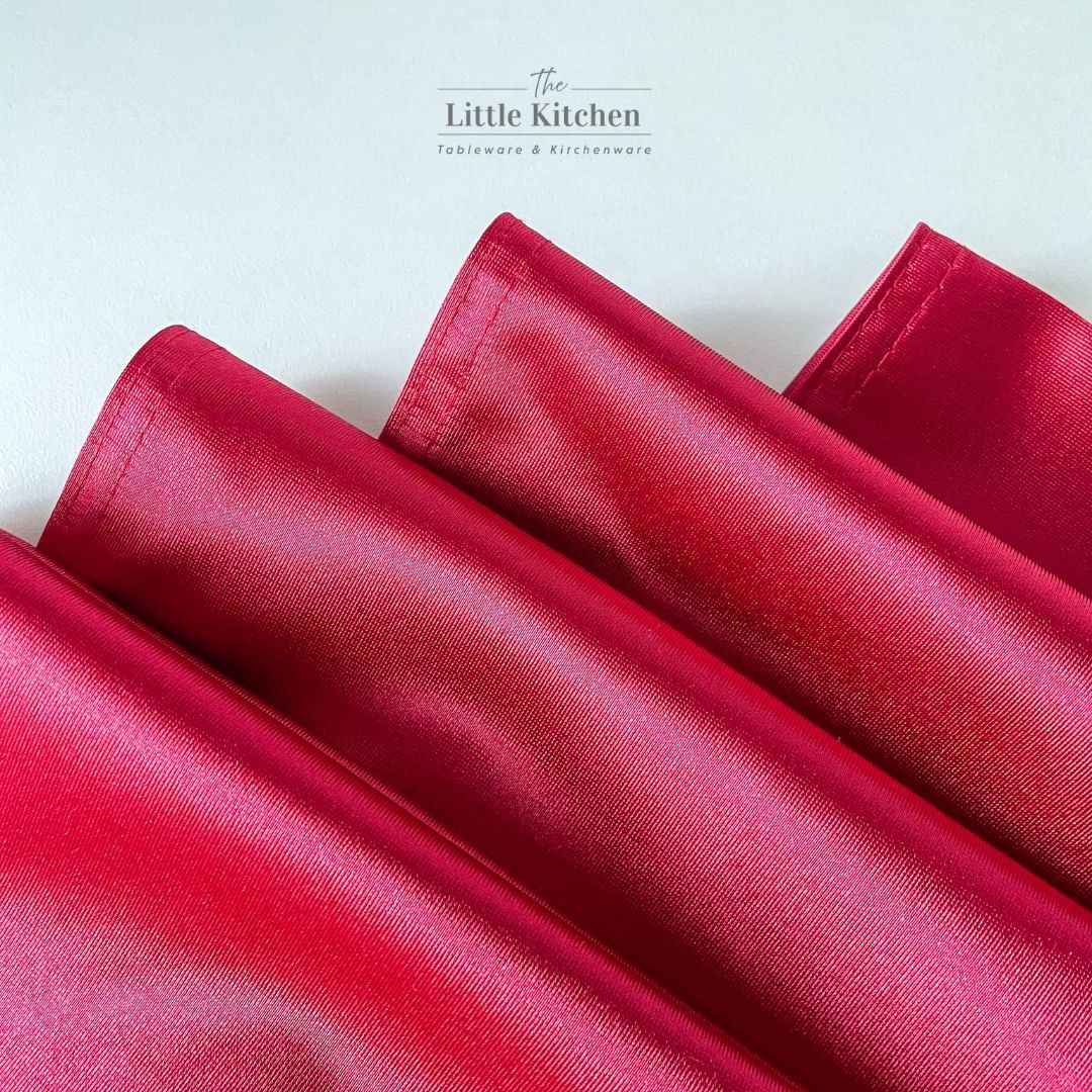 Khăn vuông đỏ bóng