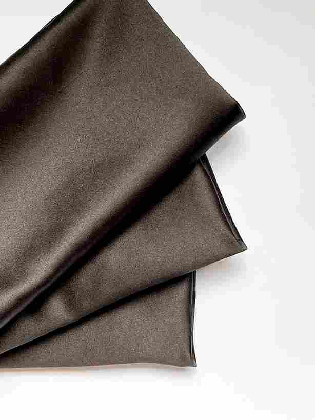 Set tiệc Giáng sinh Black & Gold