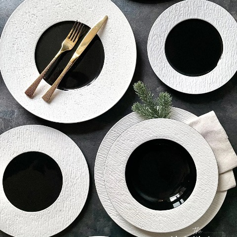 Bộ đĩa cao cấp màu đen họa tiết viền nhám trắng