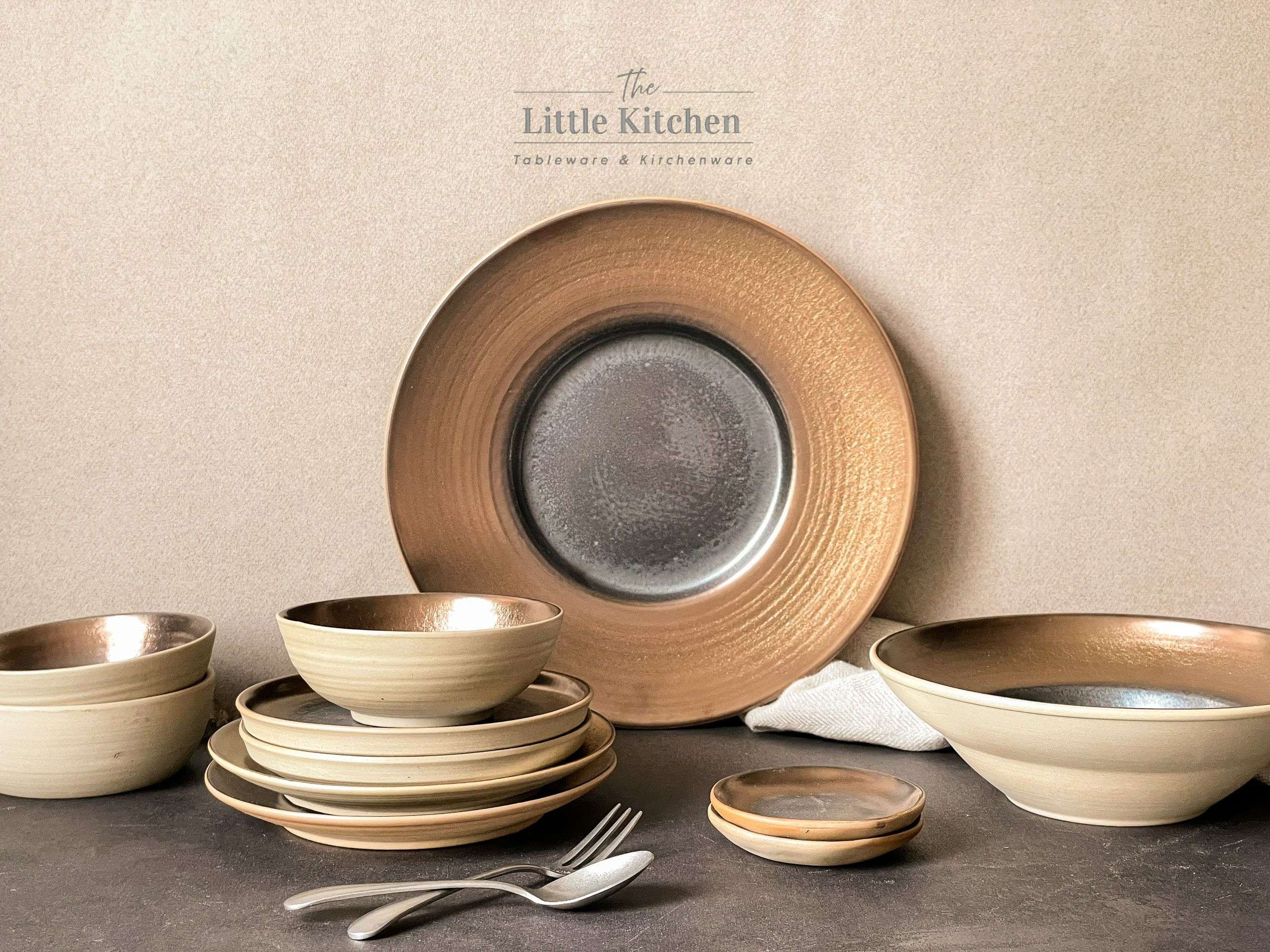 Bộ bát đĩa gia đình cao cấp màu đen đồng men lì