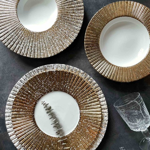 Bộ đĩa cao cấp màu trắng nhũ vàng họa tiết nan quạt