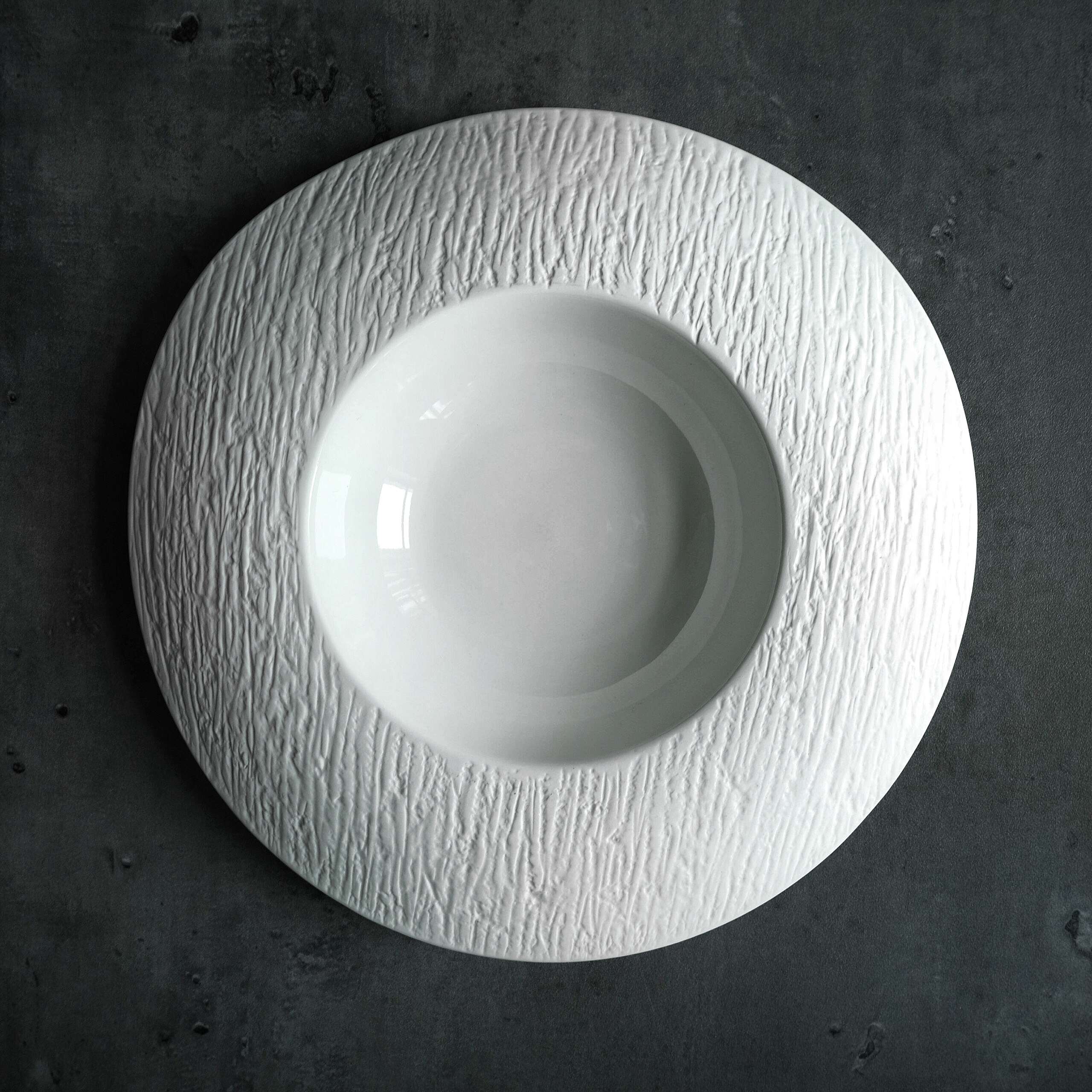 Bộ đĩa cao cấp màu trắng họa tiết viền nhám