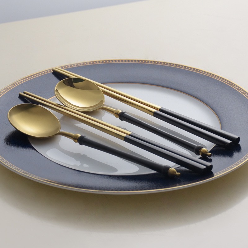 SET DAO DĨA VÀNG ĐEN TRÒN