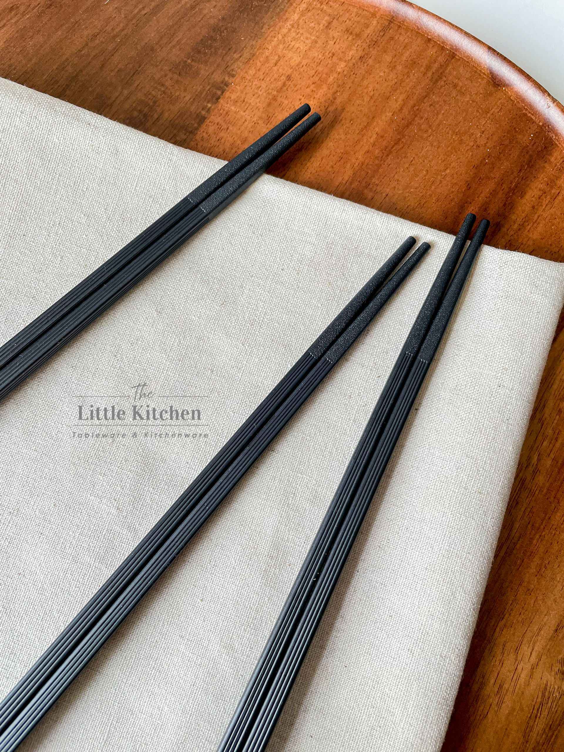 Set 10 đôi đũa họa tiết sọc