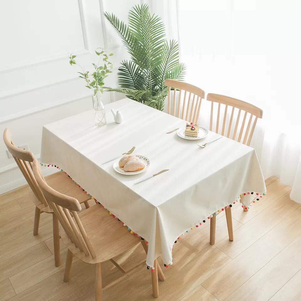 KHĂN TRẢI BÀN VIỀN BÔNG SẮC MÀU