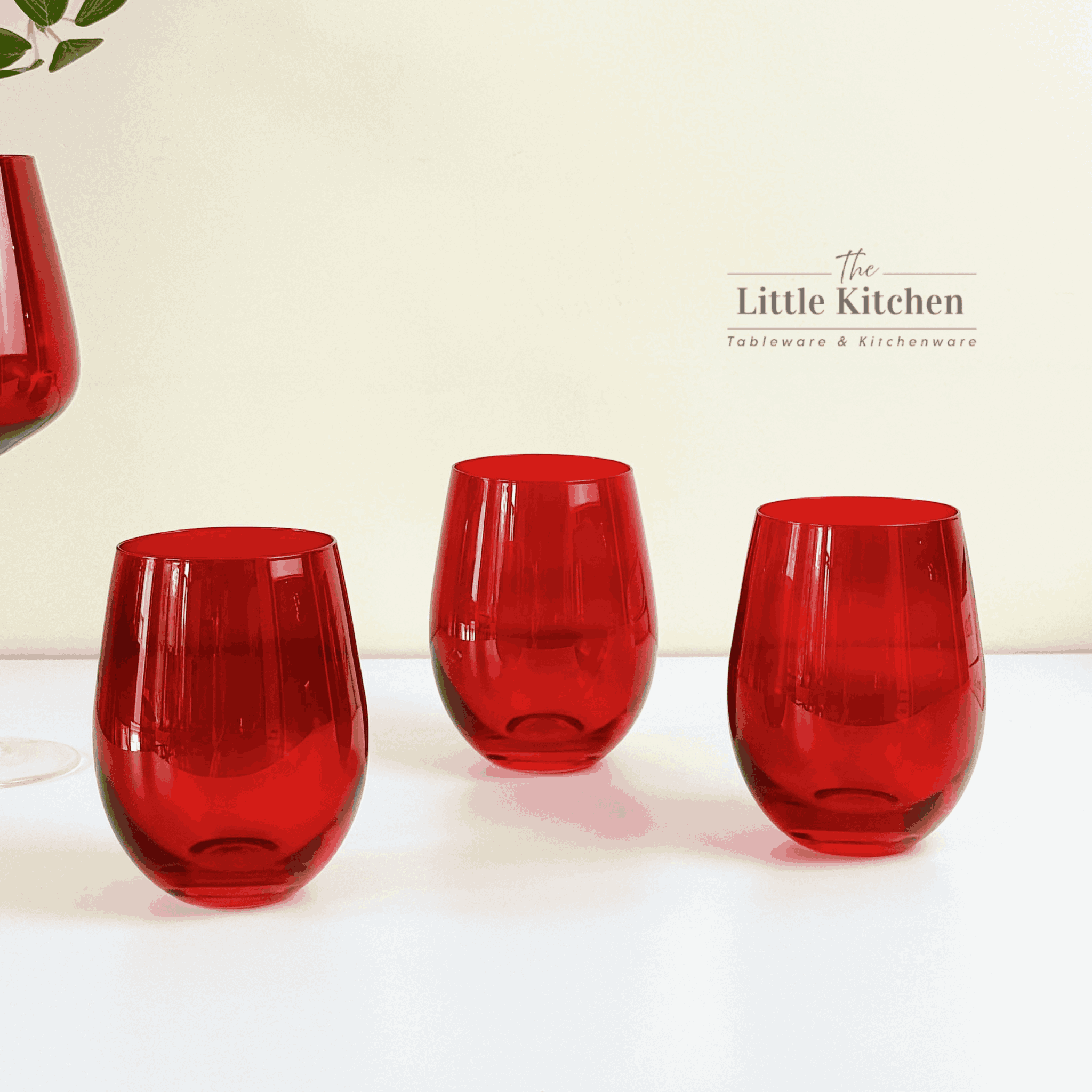 Set tiệc tia nhũ vàng