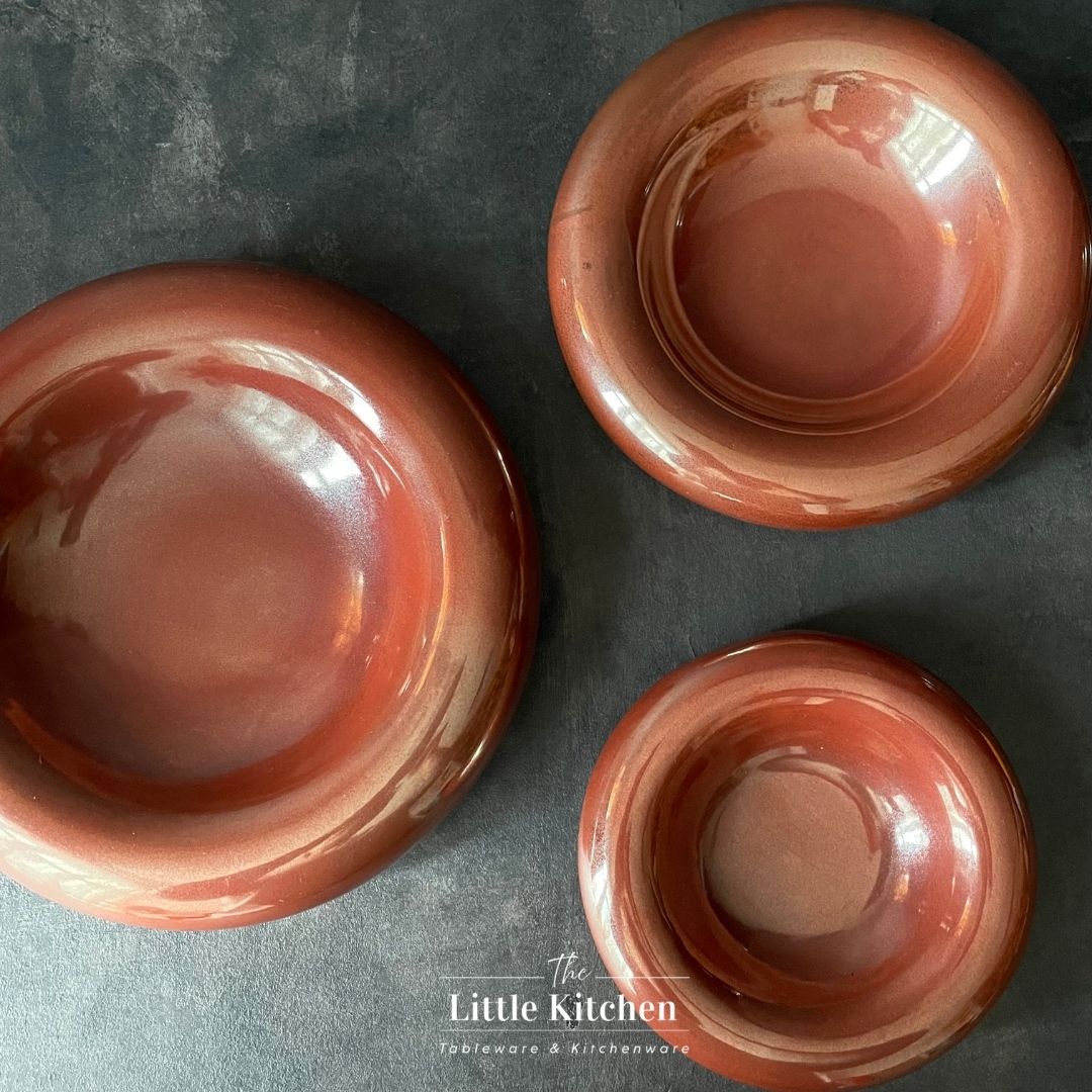 Đĩa kiểu đặc biệt giả đá hình tròn màu đỏ