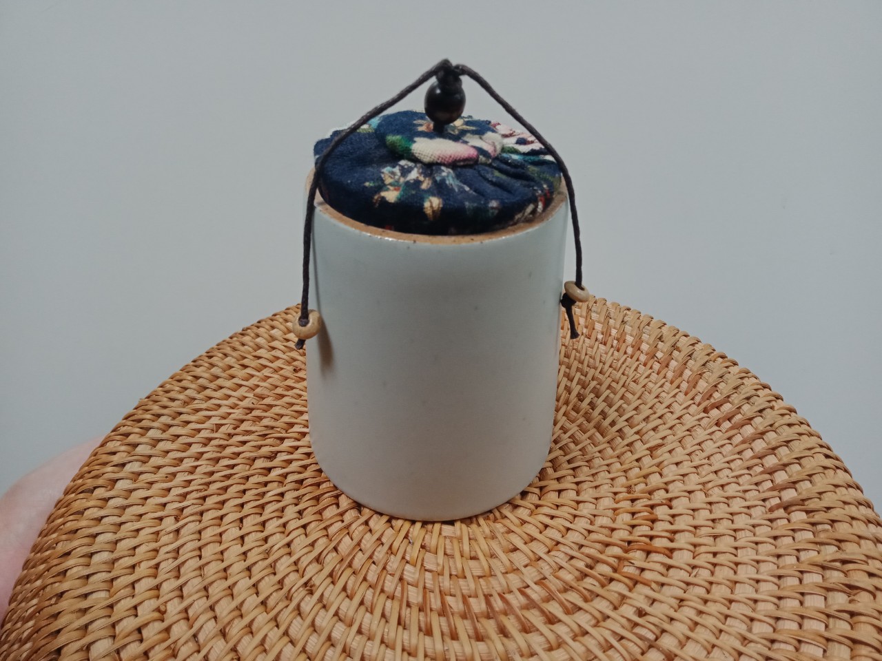 Bình trà trơn cao