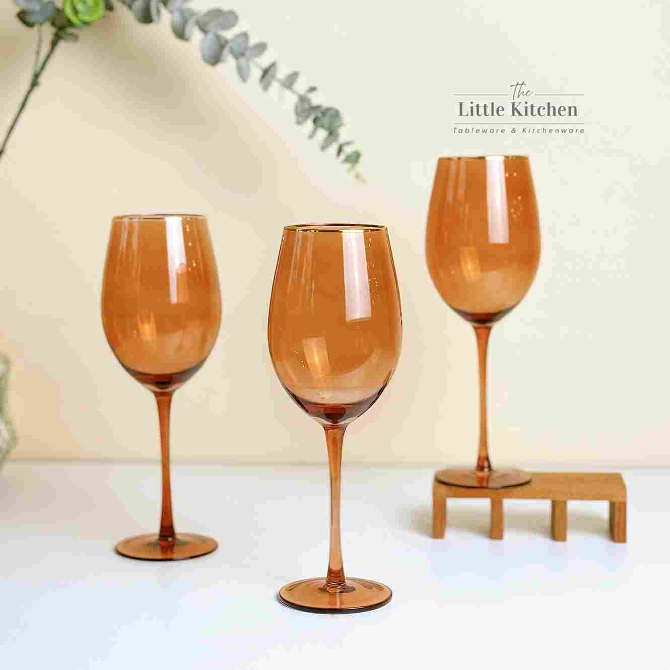 Set tiệc sang trọng mùa xuân