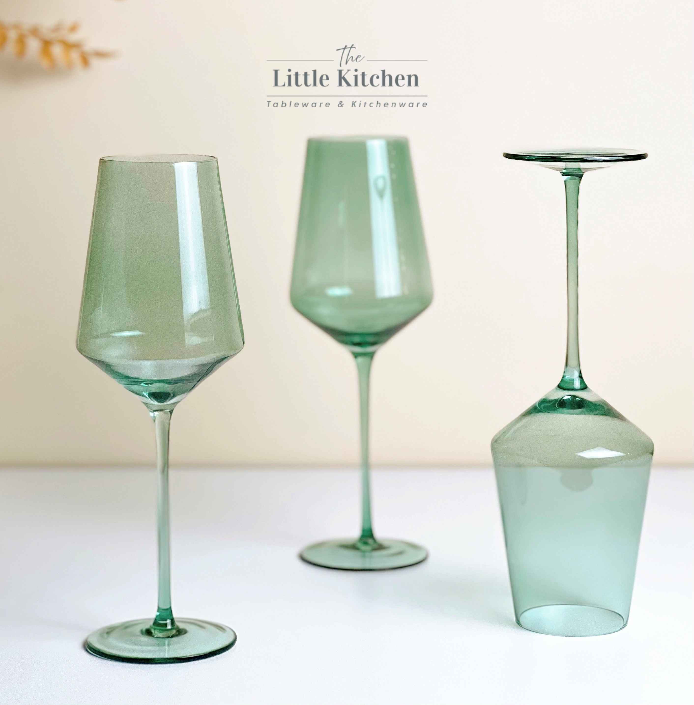 Set tiệc quạt trắng