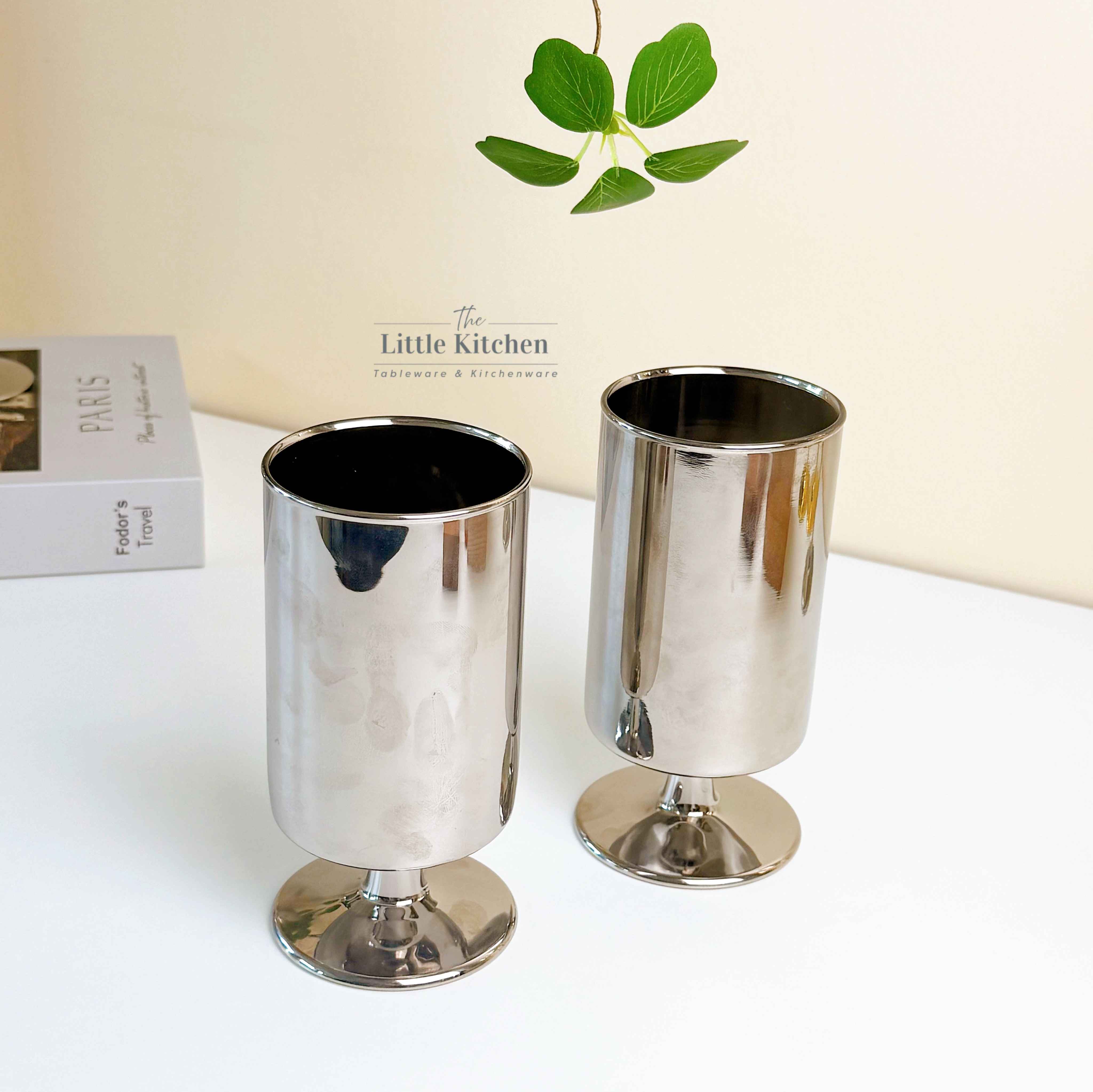 Ly thuỷ tinh trụ gương bạc