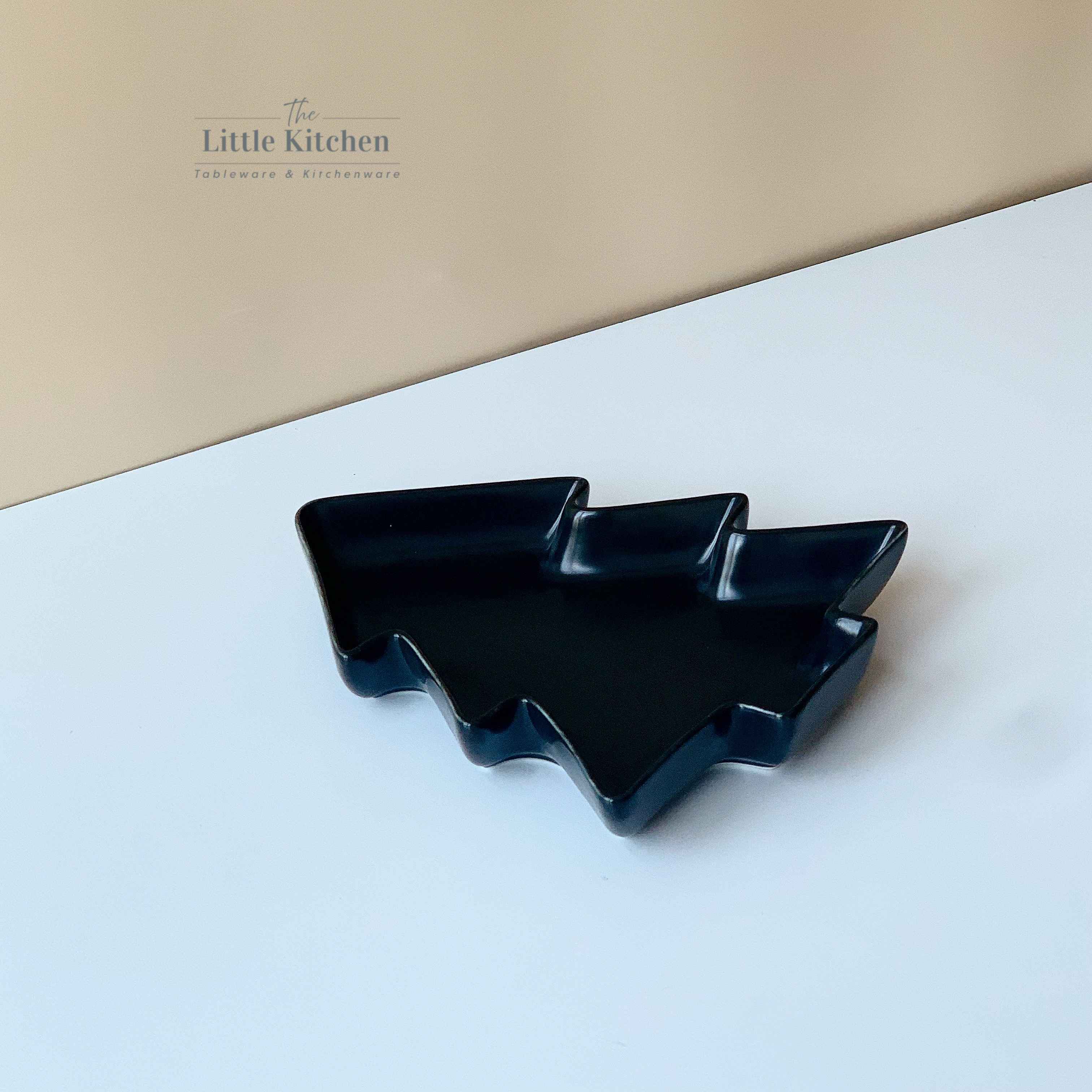 Sale bộ đĩa cây thông